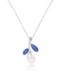 Leaf Pattern Pearl Necklace