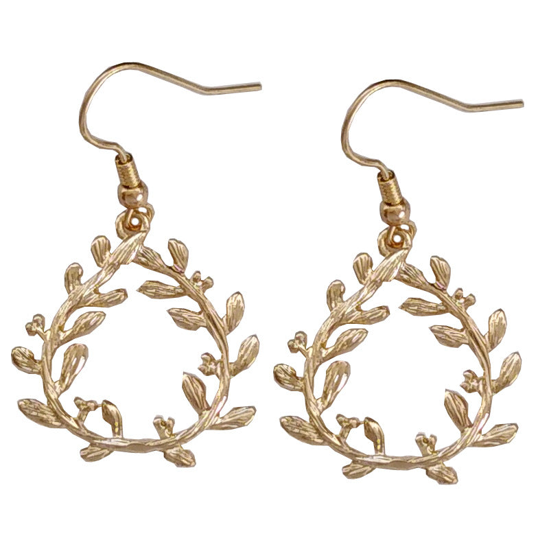 European and American fashion wild metal vine chain ear hook