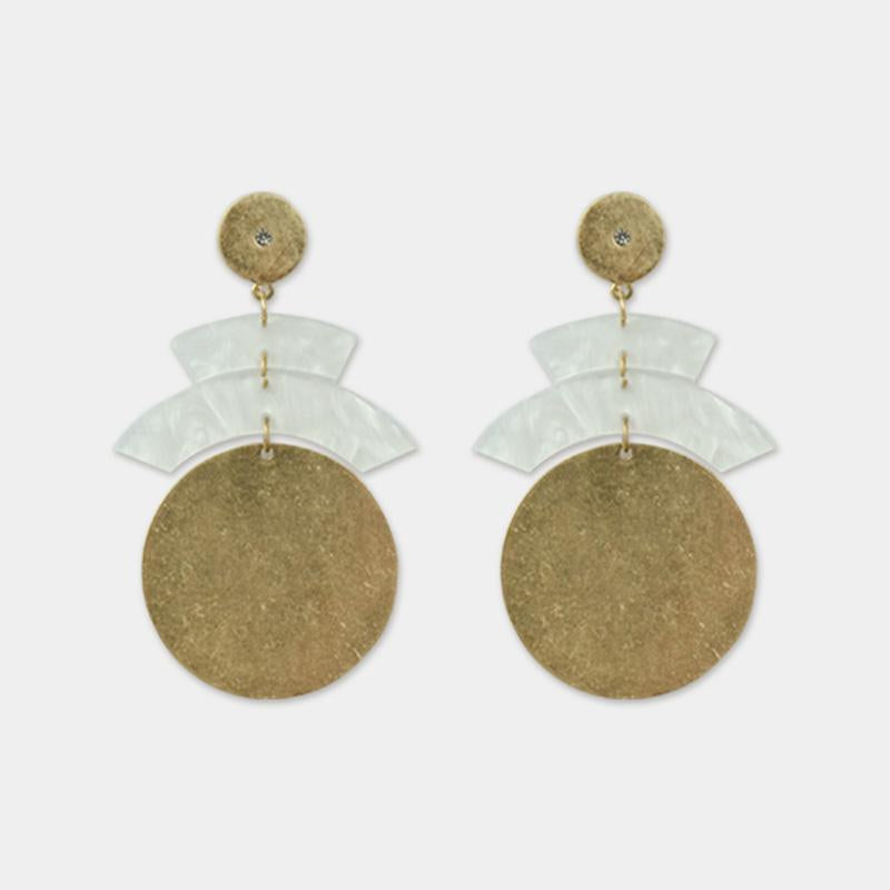 Natural shell earring