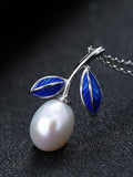Leaf Pattern Pearl Necklace