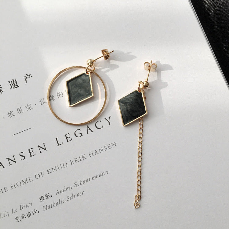 European and American irregular geometric circle diamond hollow earrings