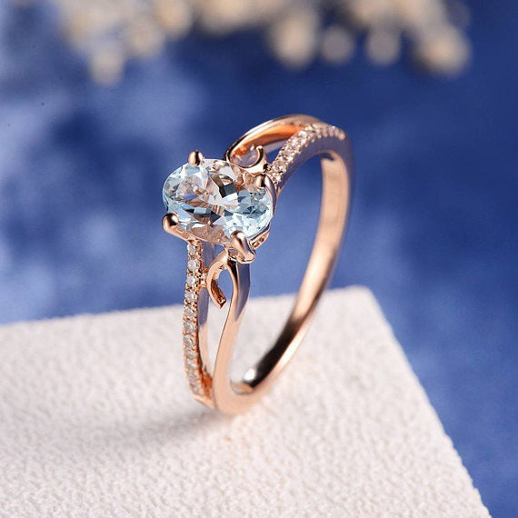 New rose gold inlaid egg shaped gemstone ring