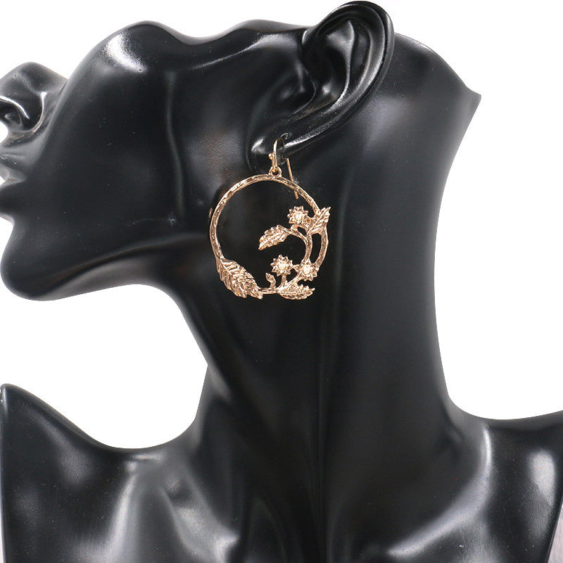 Fashion creative circle branches leaf pattern earrings