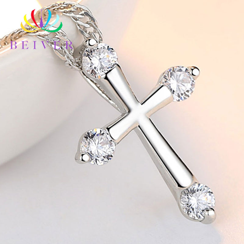 Fashion Clear Zircon Cross Pendant Necklace for Women in Rhodium Plated Ladies Party Gifts LN0042
