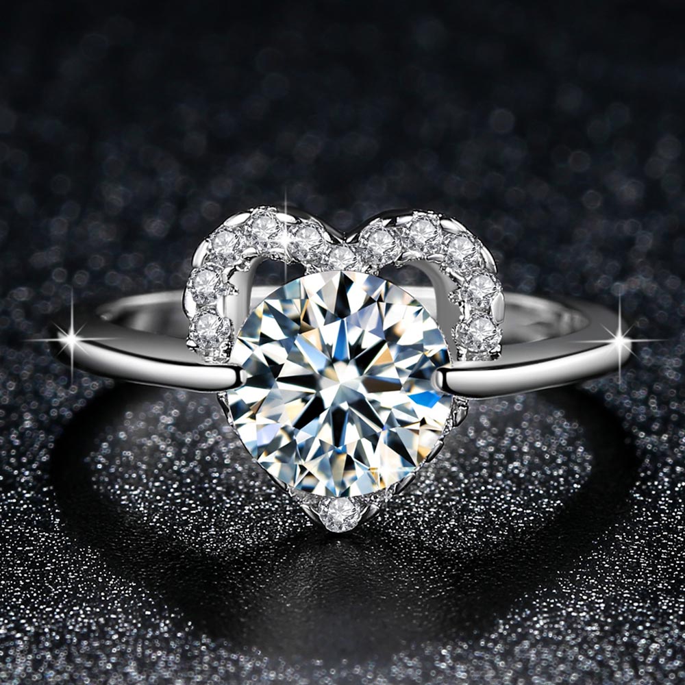 Stylish Heart Rings for Women Round Cubic Zircon Inlay