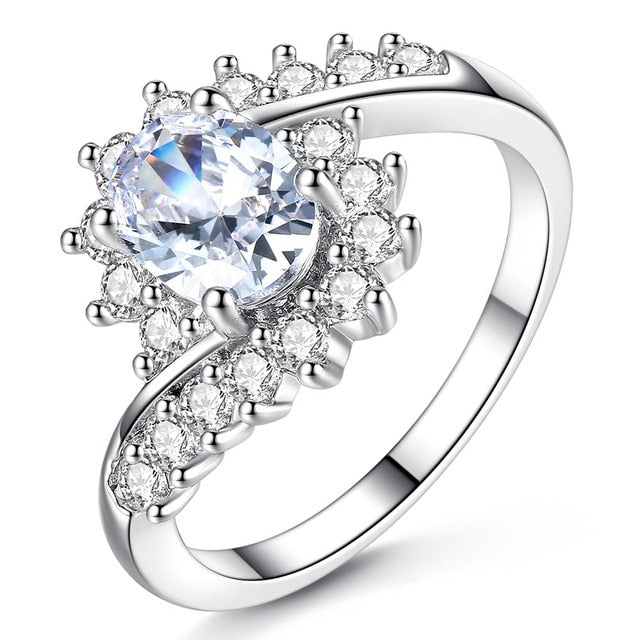 Fashion Oval Micro Pave Princess Cut Cubic Zirconia Jewelry Rings for Women Party Decoration Whole Sale