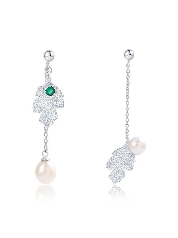 Leaf Pattern Pearl Earrings