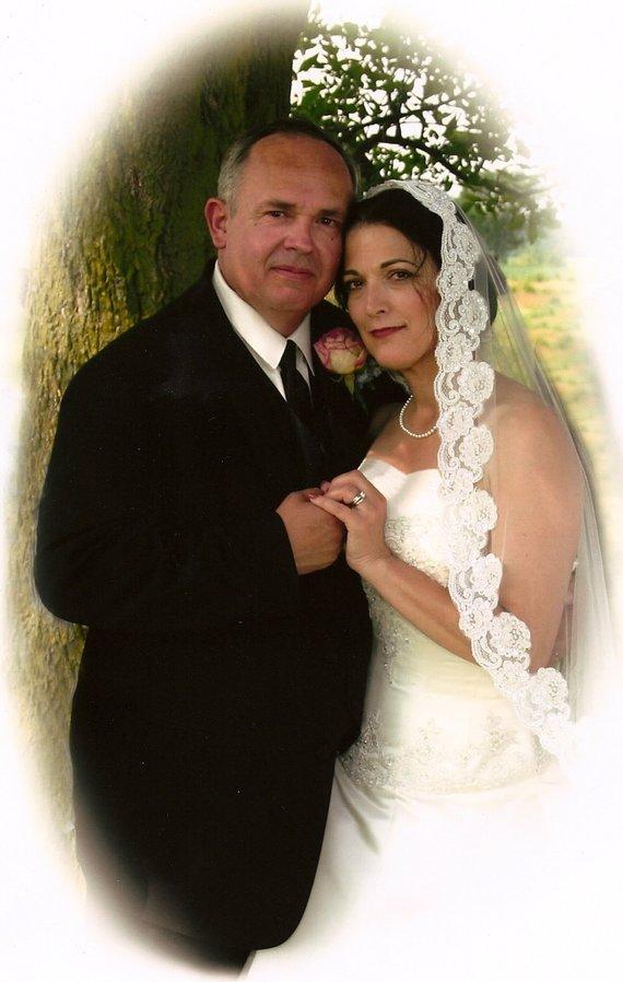 F&S Gift Store Custom wedding portrait on canvas, large oil painting on canvas. 100% money-back guarantee
