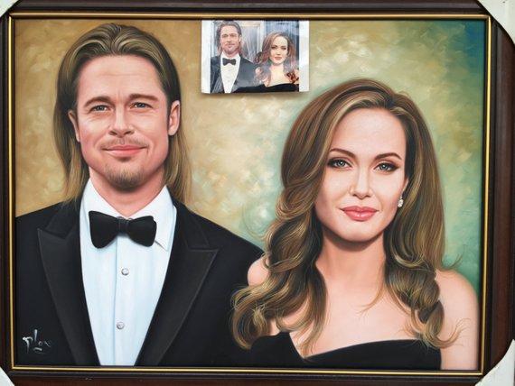 F&S Gift Store Custom portraits from photo, large oil painting on canvas. 100% money-back guarantee.